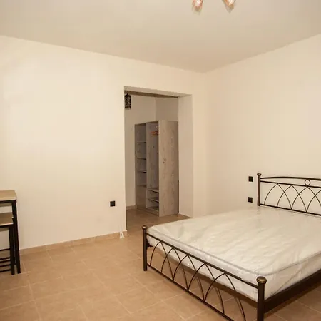 Panagis Apartment *
