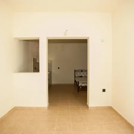 Panagis Apartment *